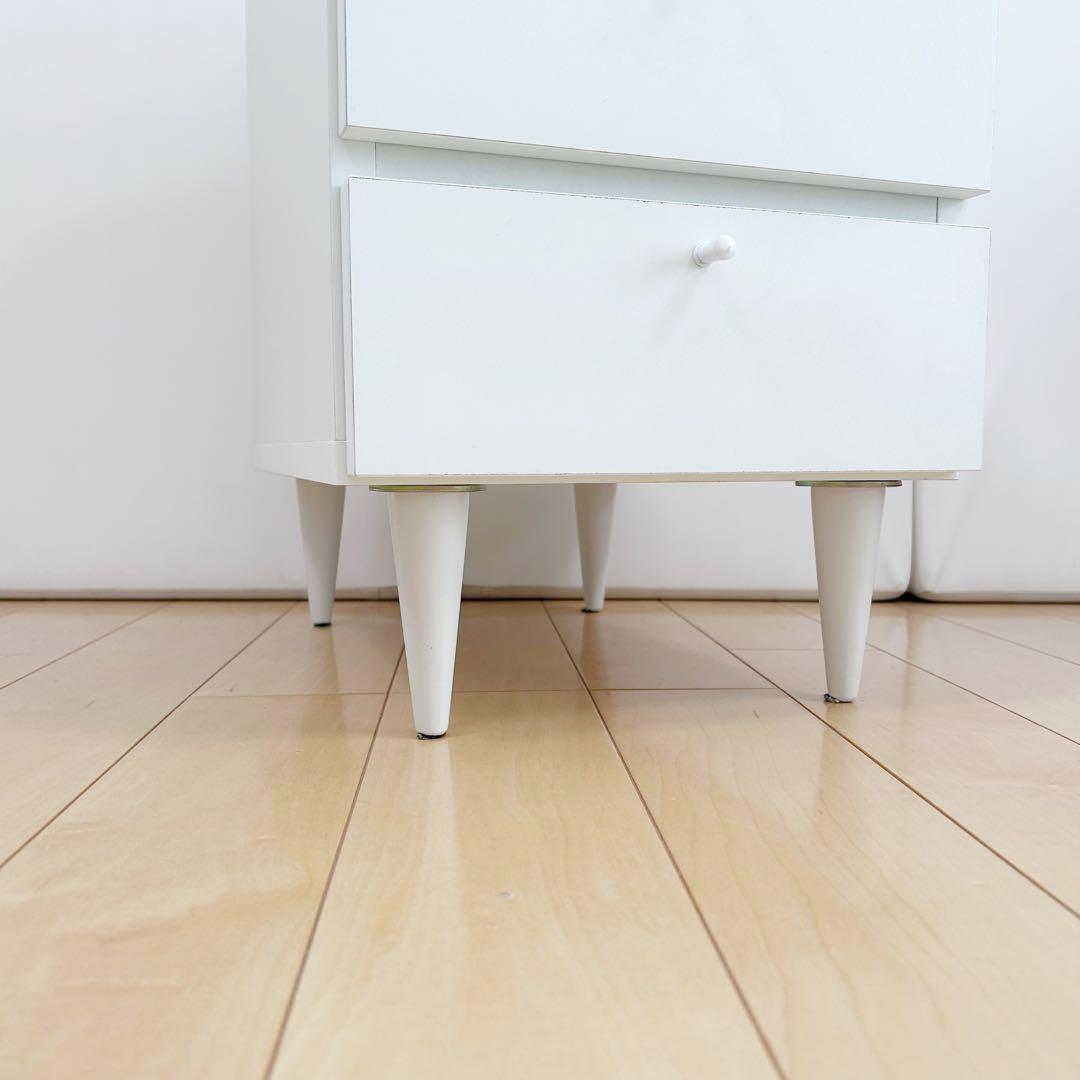 北欧　ナイトテーブル　ホワイト　サイドテーブル　　テーパー丸脚　収納チェスト