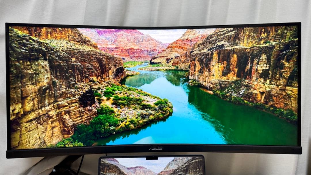 【美品】ASUS ウルトラワイドディスプレイ　35インチ　曲面　湾曲　WQHD