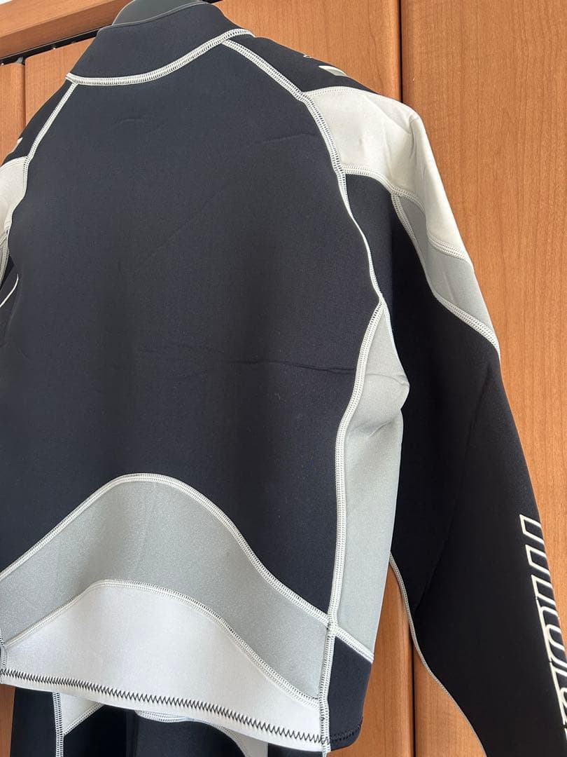 MOBBY'S ウエットスーツ