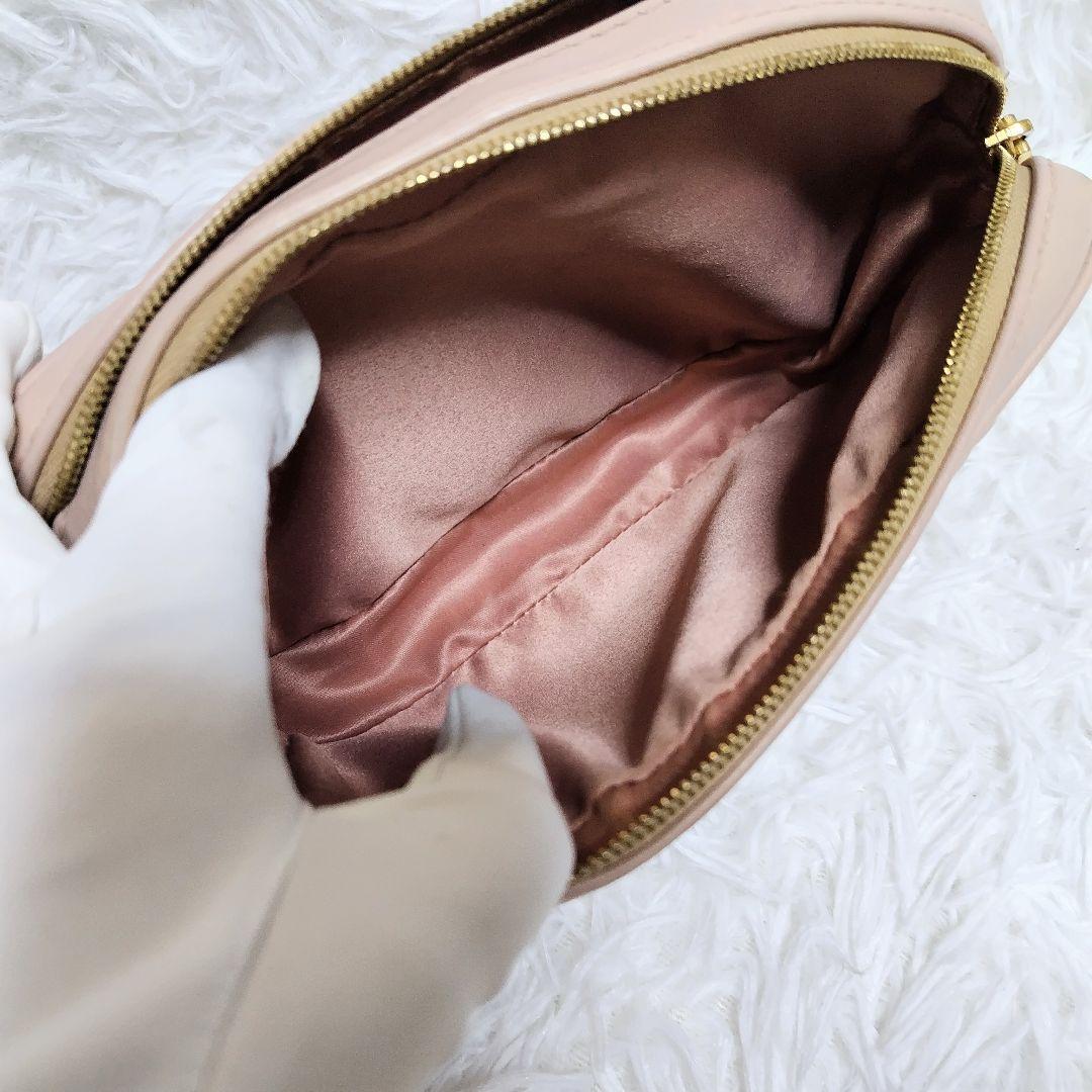 レア美品✨ミュウミュウ◇ショルダーカメラバッグ　マテラッセくすみピンクベージュ