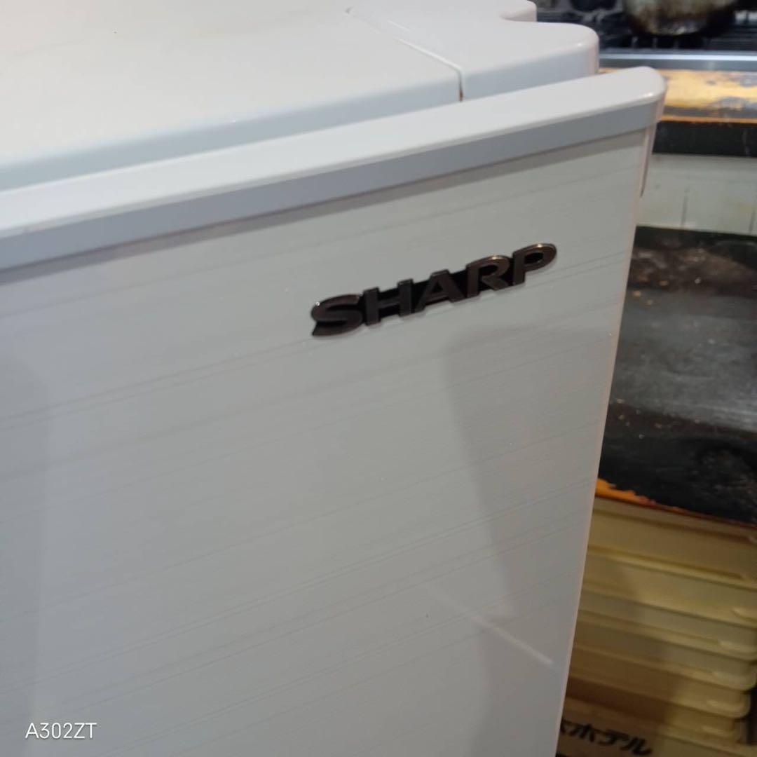 A257★2021年製★シャープ　冷蔵庫　ホワイト　右.左開き　一人暮らし