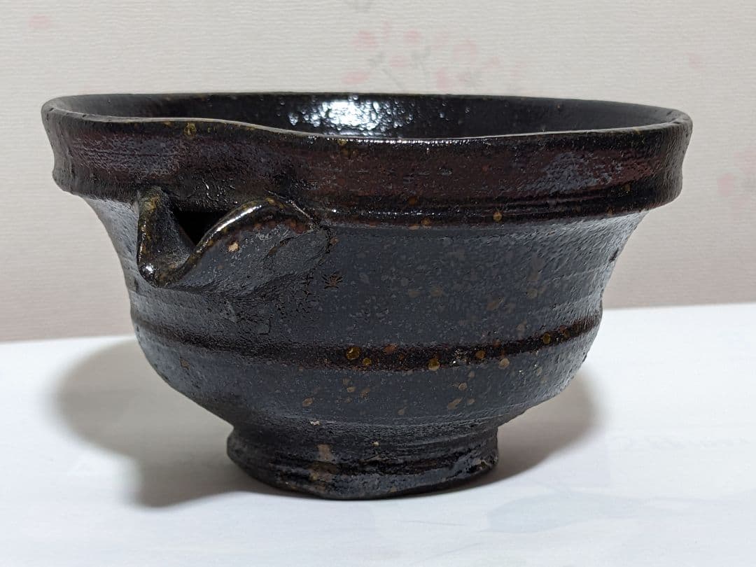 ♦片口抹茶碗 茶道具 片口酒器 ぐい呑み 窯元不明 未使用品 秀作な作家物