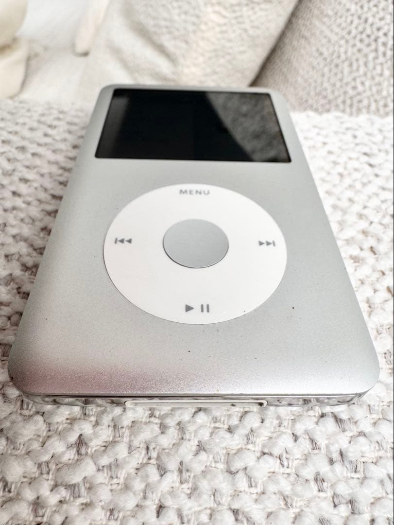 極美品 iPod classic A1238 120GB 新品電池 箱付