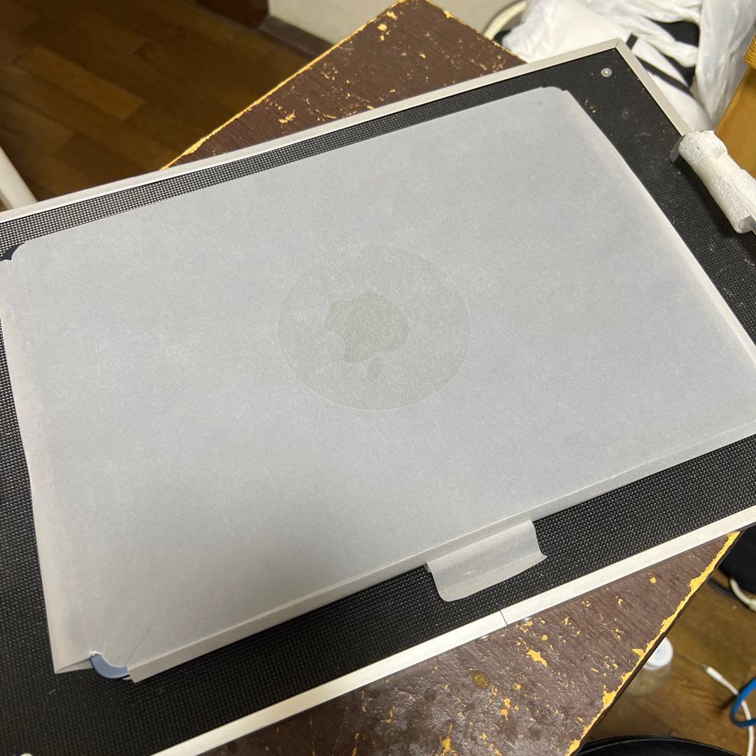 MacBook Air M2 13インチ/16GBメモリ/256GB