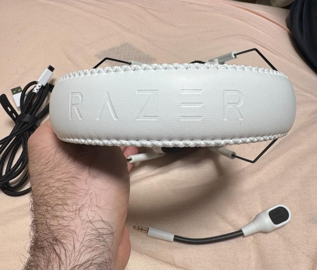 ヘッドホン Razer BlackShark V2 Pro PS5/PC/Mobile