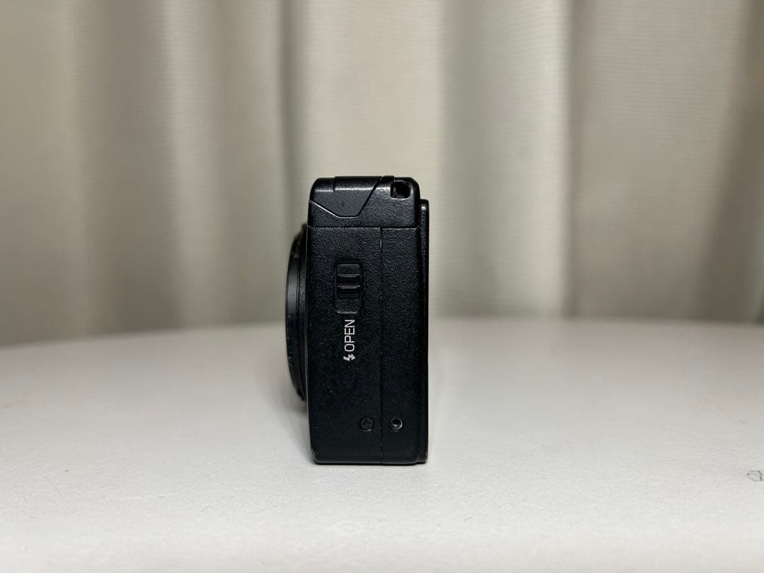 GR DIGITAL Ⅳ （HEADPORTER GR ストラップ付き）