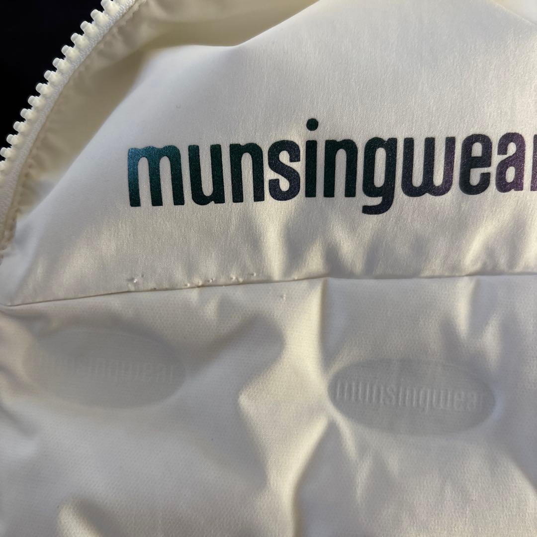 マンシングウェア　　ダウンベスト