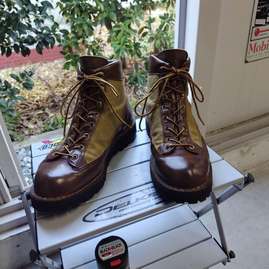 ダナーライト　白タグ　US8EE 26