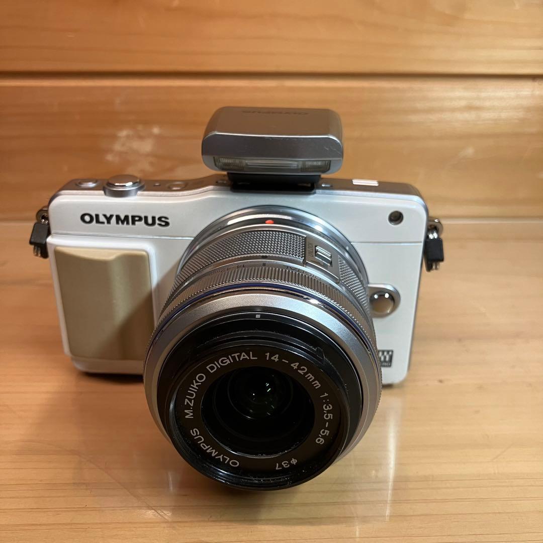 OLYMPUSオリンパス PEN mini E-PM2 ホワイト ミラーレス一眼