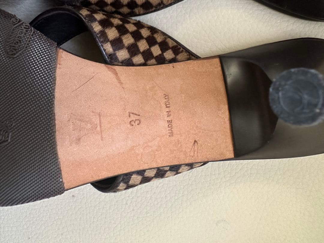 LOUIS VUITTON ミュール