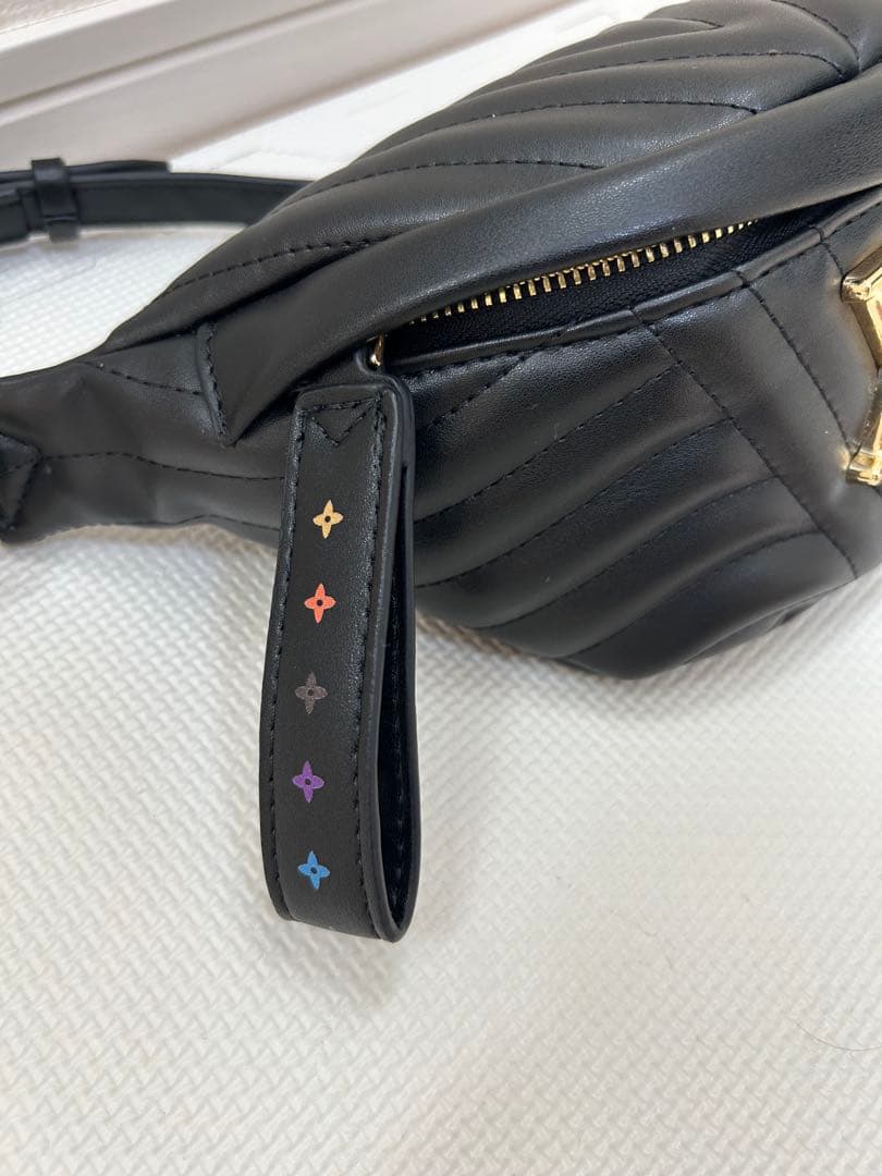 ボディバッグ　バッグ