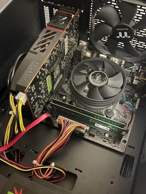 きすけジャンク扱い品 自作系 第八世代Corei5/16G/SSD240G