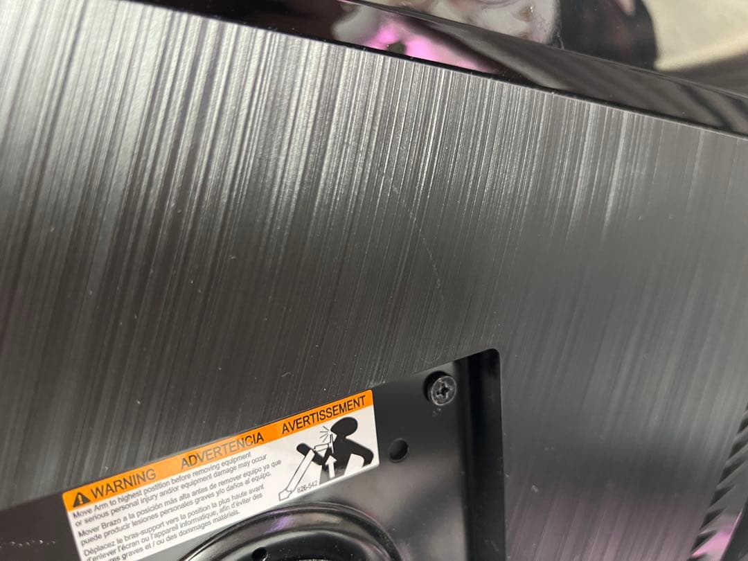 MSI MAG 323UPF ゲーミングモニター　4k 160Hz 中古美品