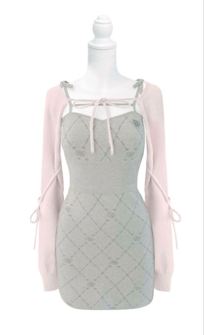 Honey Mewモノグラムシャギーアンサンブルニットワンピ ミシェルマカロン