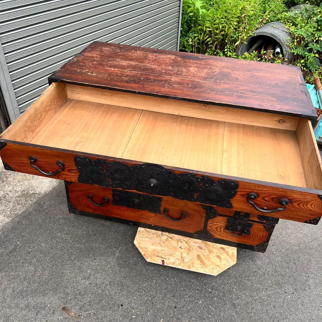 衣装箪笥　時代物　旧家より引受　使用感・ダメージあり　【たのメル便♪】