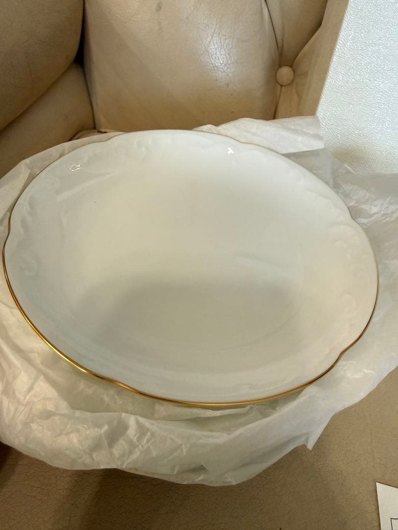 82:大倉陶園 銘々皿　ホワイト金縁皿 10枚セット