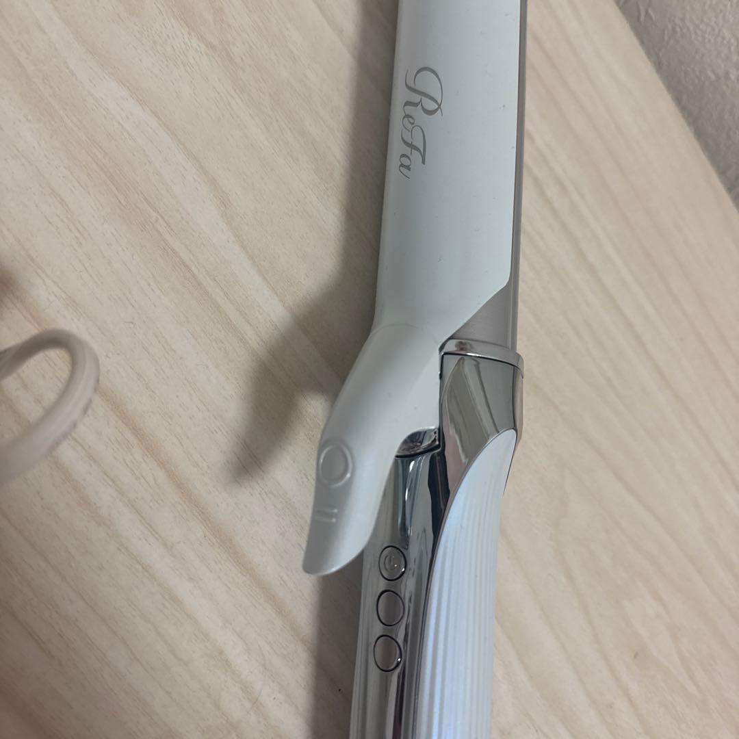 ホワイト カールヘアアイロン 38ミリ温度調整機能付き