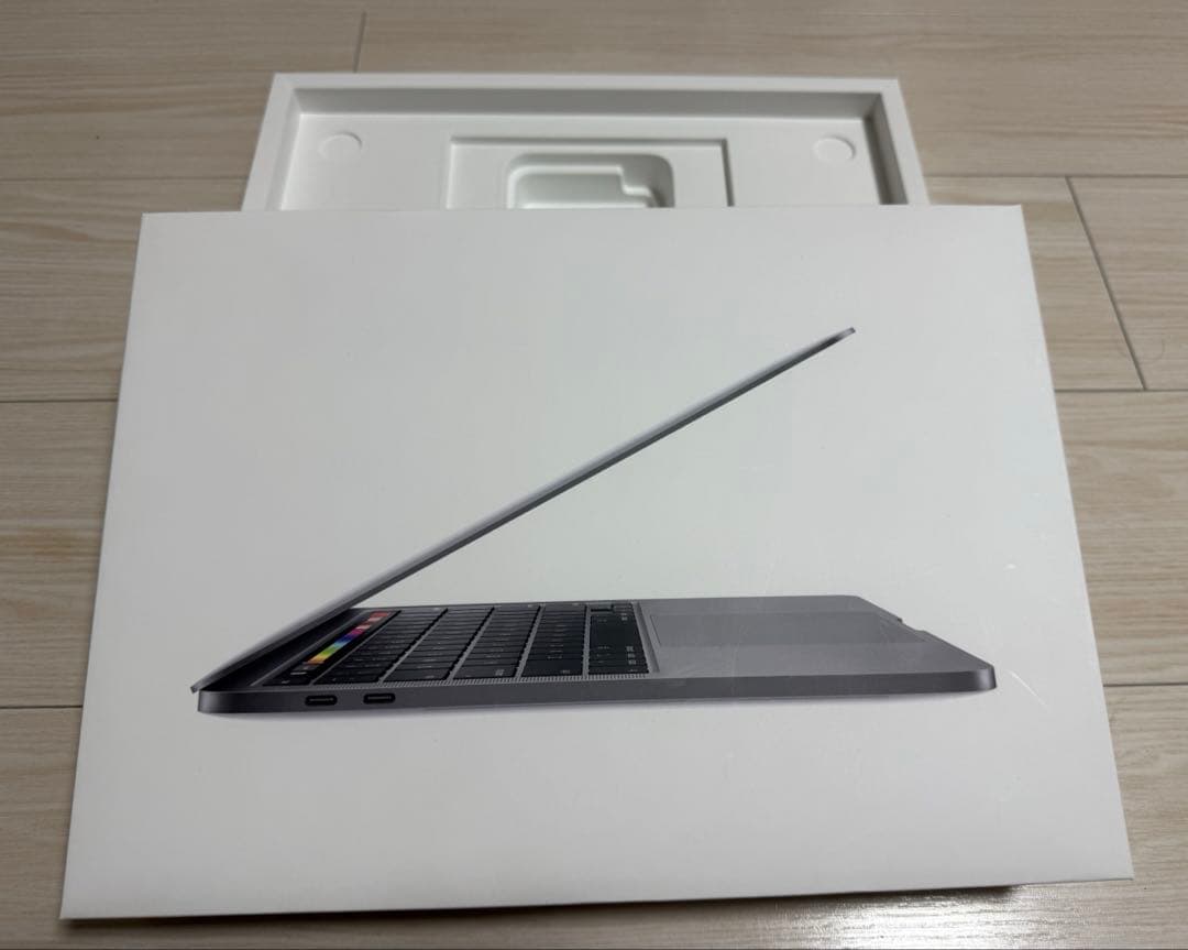 MacBook Pro 2020 スペースグレイ i7 16GB 1TB