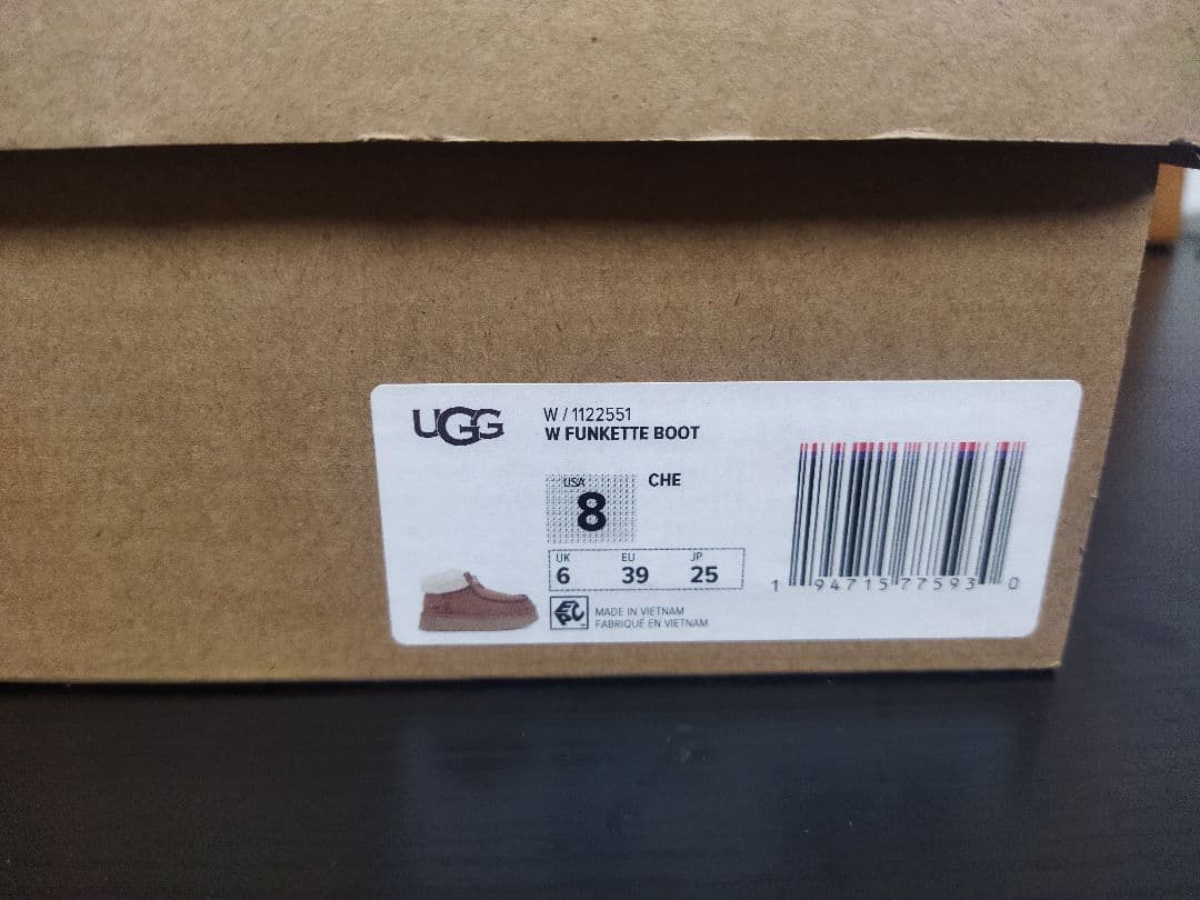 ち*ー様 美品　UGG ファンケットブーツ　FUNKETTE BOOT