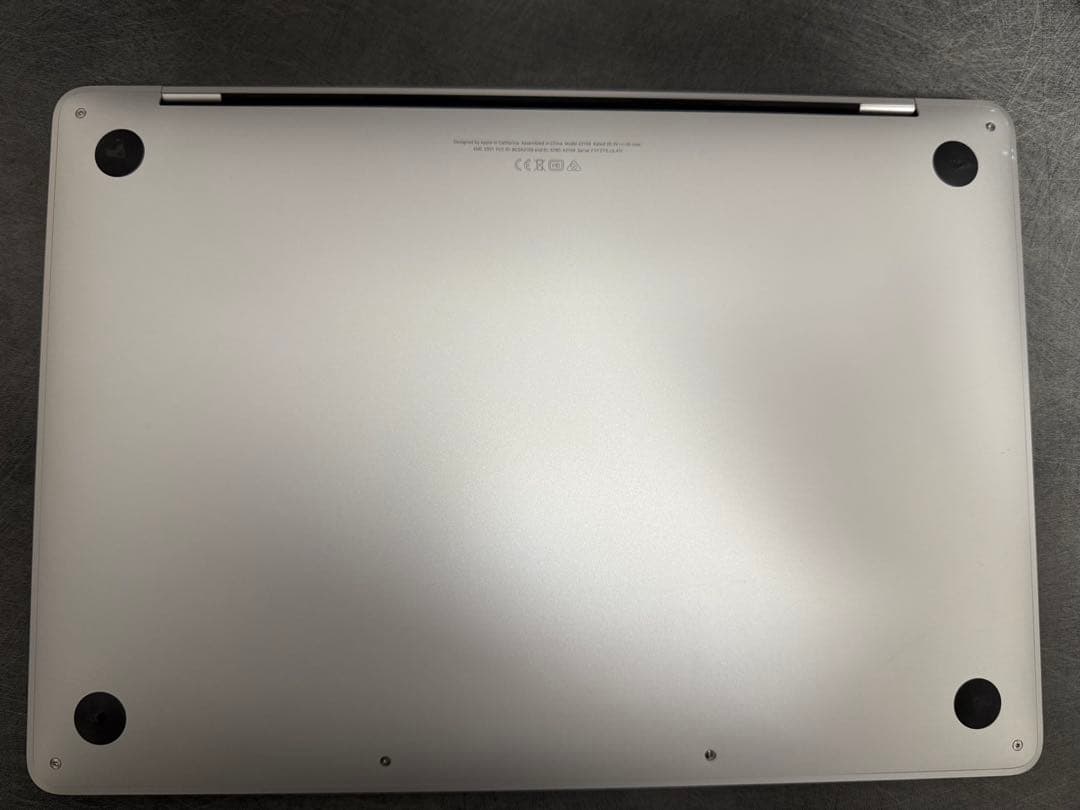 MacBook Pro 13 2019 充放電42回 美品 初期化済