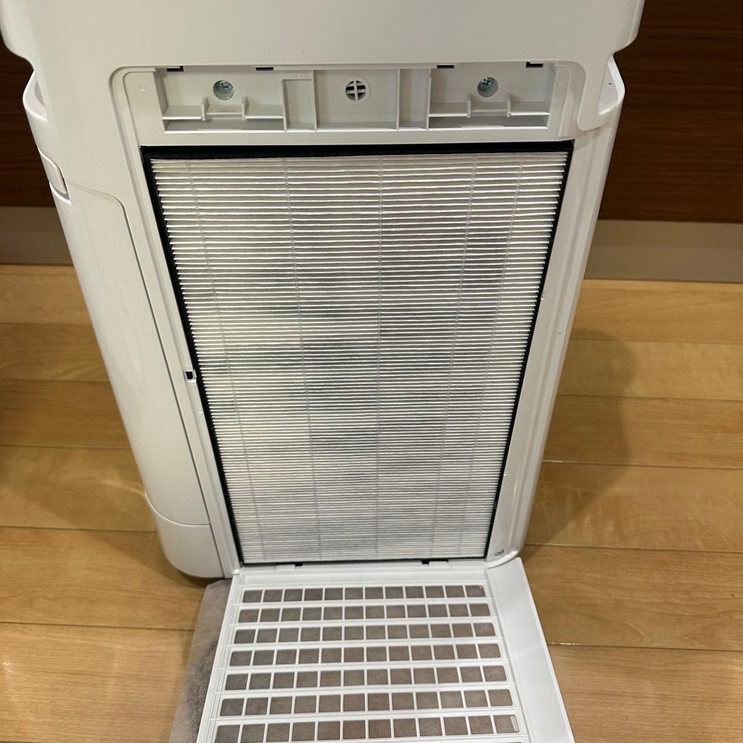 ① 【2024年製】シャープ SHARP 加湿空気清浄機 KC-R50-W