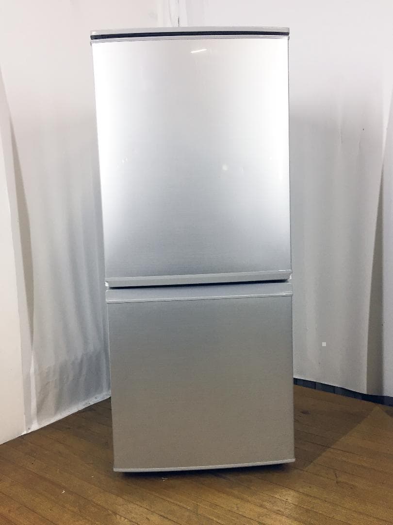 30日迄！送料無料★SHARP 137L 冷蔵庫【♦SJ-D14A-S】