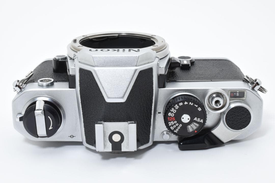 超美品 NIKON FM シルバー フィルムカメラ モルト新品交換済 H044