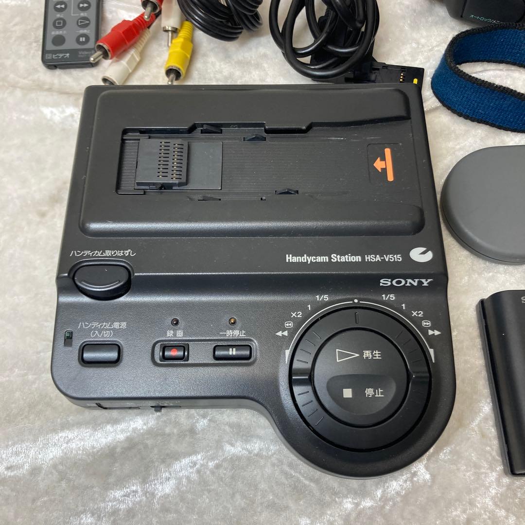 Sony Handycam 8ミリビデオカメラ Hi8 CCD-TR11