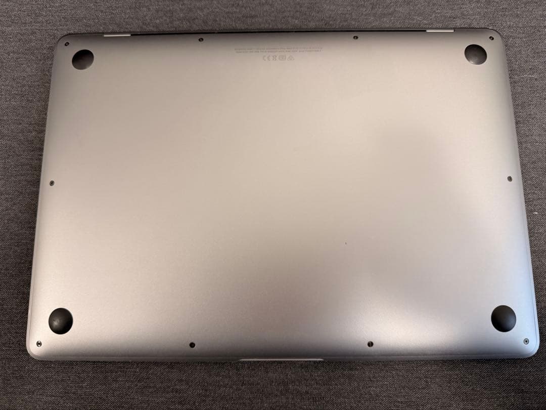 Macbook Air M1 8GB 256GB スペースグレイ