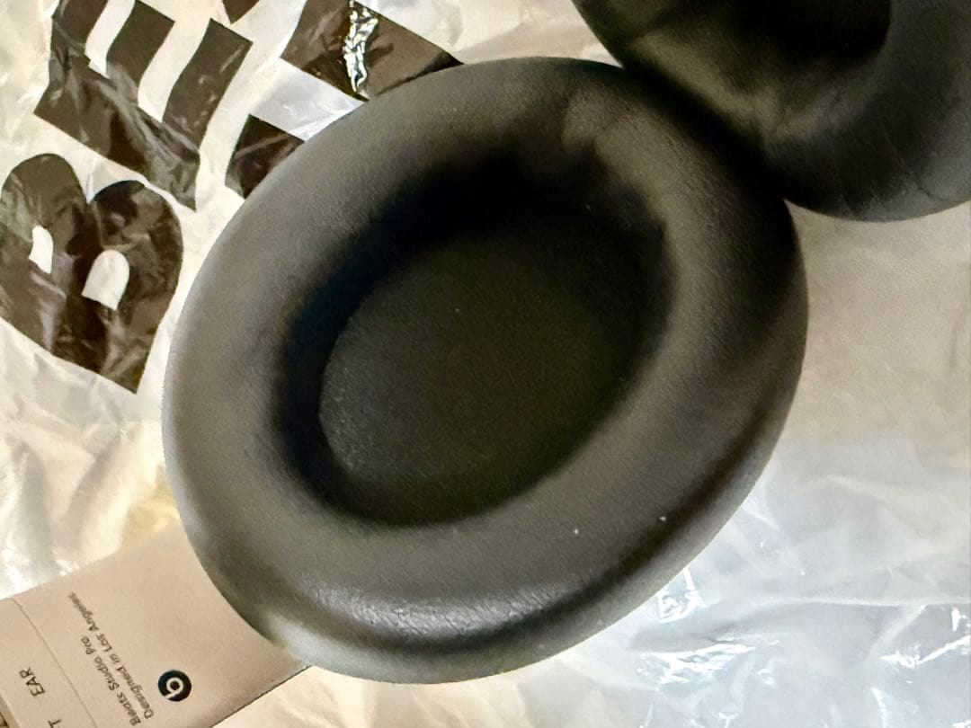 Beats Studio Pro ブラック/ゴールド 日本未発売色