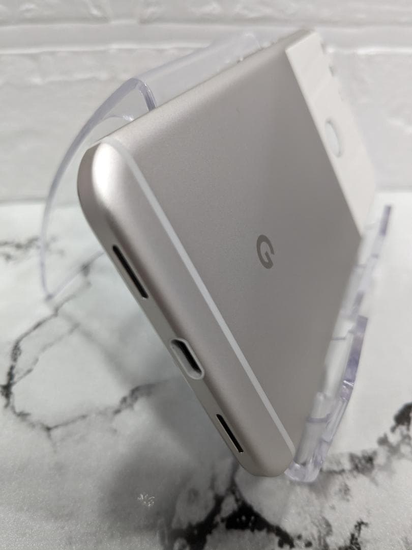 2【白】★特価★Google Pixel XL初代 128GB（日本未発売）