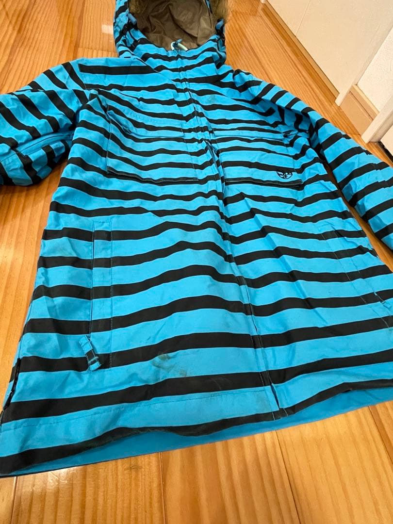 本日限定値下げ！ エスケープ SCAPE スノーボードウェア セット　上下