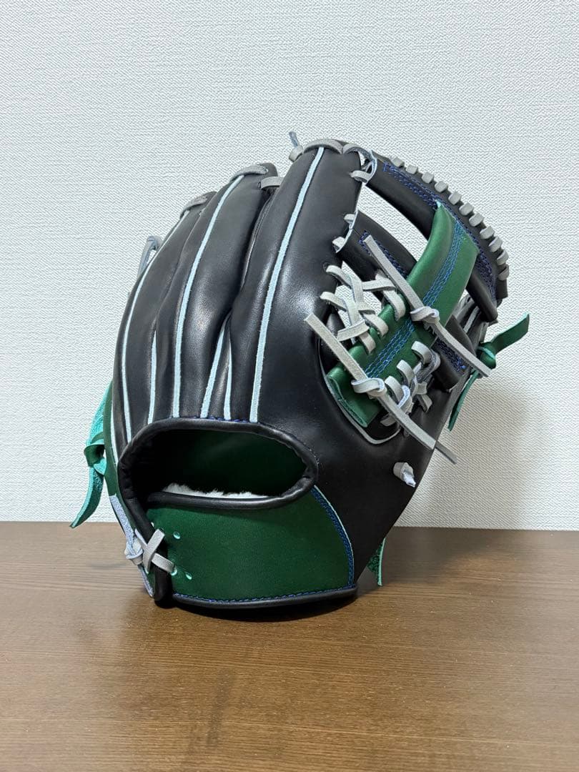 【新品】硬式 内野用グラブ