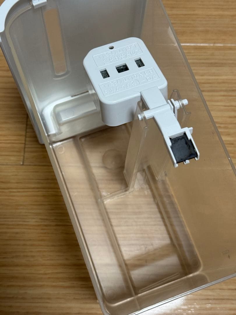 三菱衣類乾燥除湿機 MJ-M100SX-W サラリ　2021年製