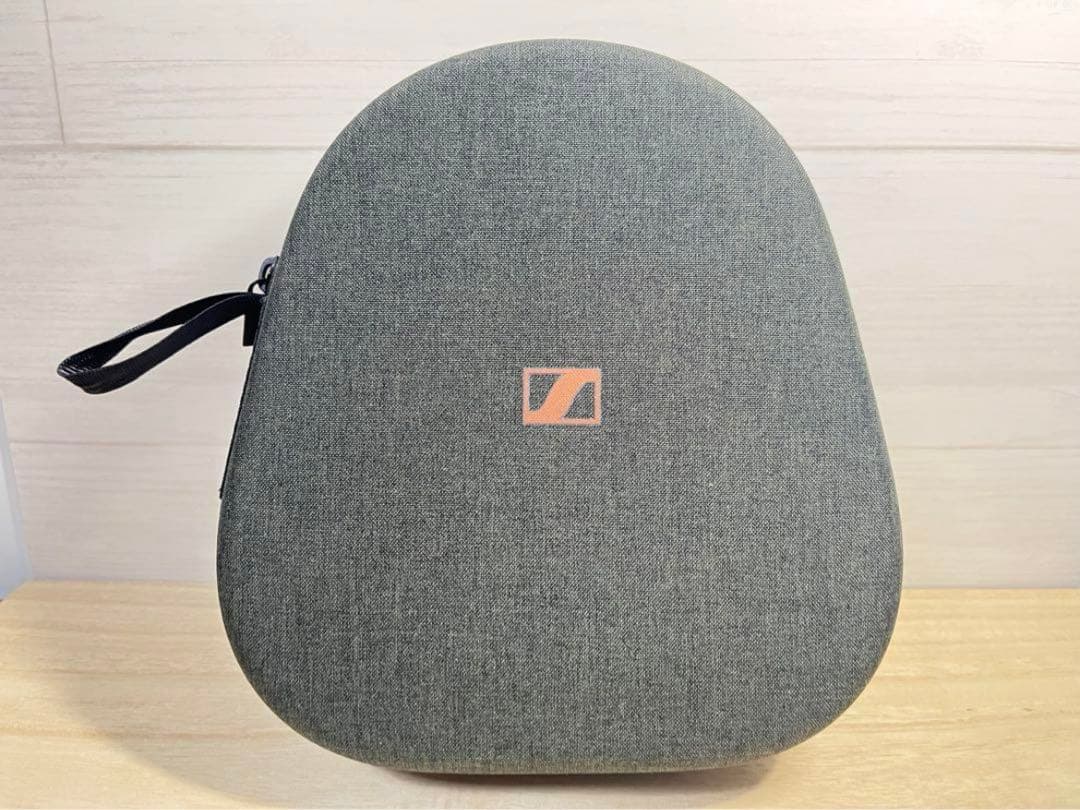 ヘッドホン momentum4