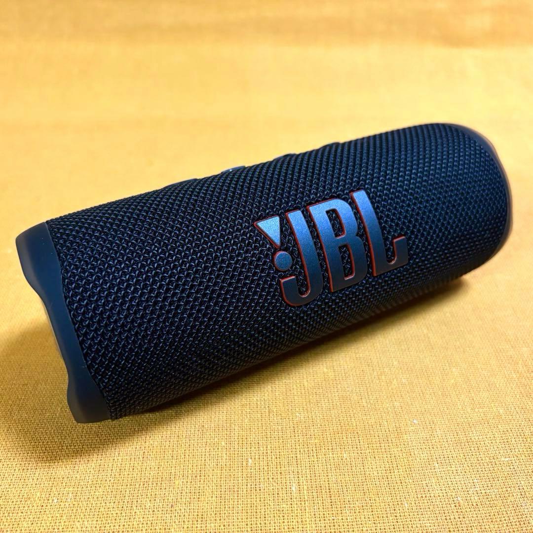 早い者勝ち‼️ JBL FLIP6 Bluetooth スピーカー 屋外でも活躍