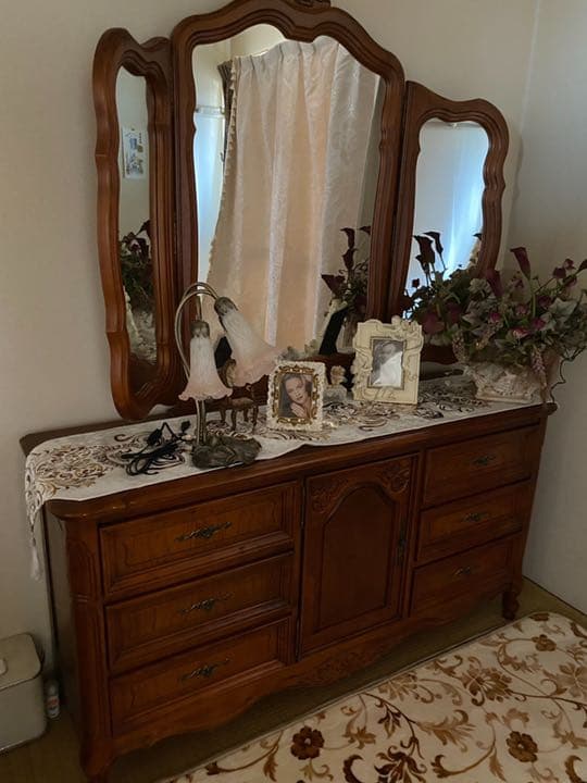 豪華三面鏡ドレッサーイタリア製、ロココ調、ヨーロピアン、アンティーク、姫系、猫脚