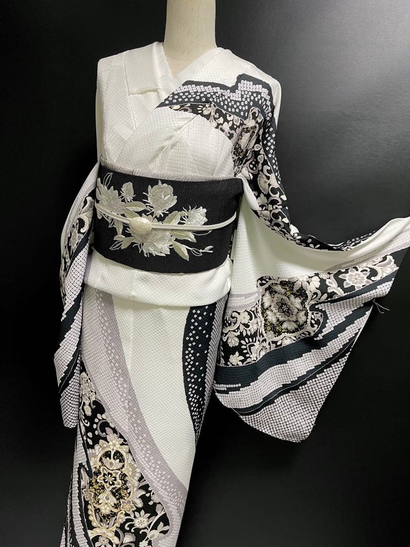 特選金彩訪問着【エキゾチック更紗唐花◆白×黒】疋田文様浮かぶ紋意匠地