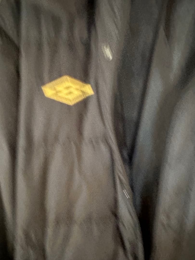 アンブロ　ダウンベンチコート