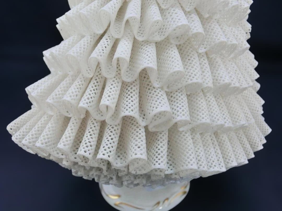 『ジッツェンドルフィン』レース・フィギュリンH.24cm