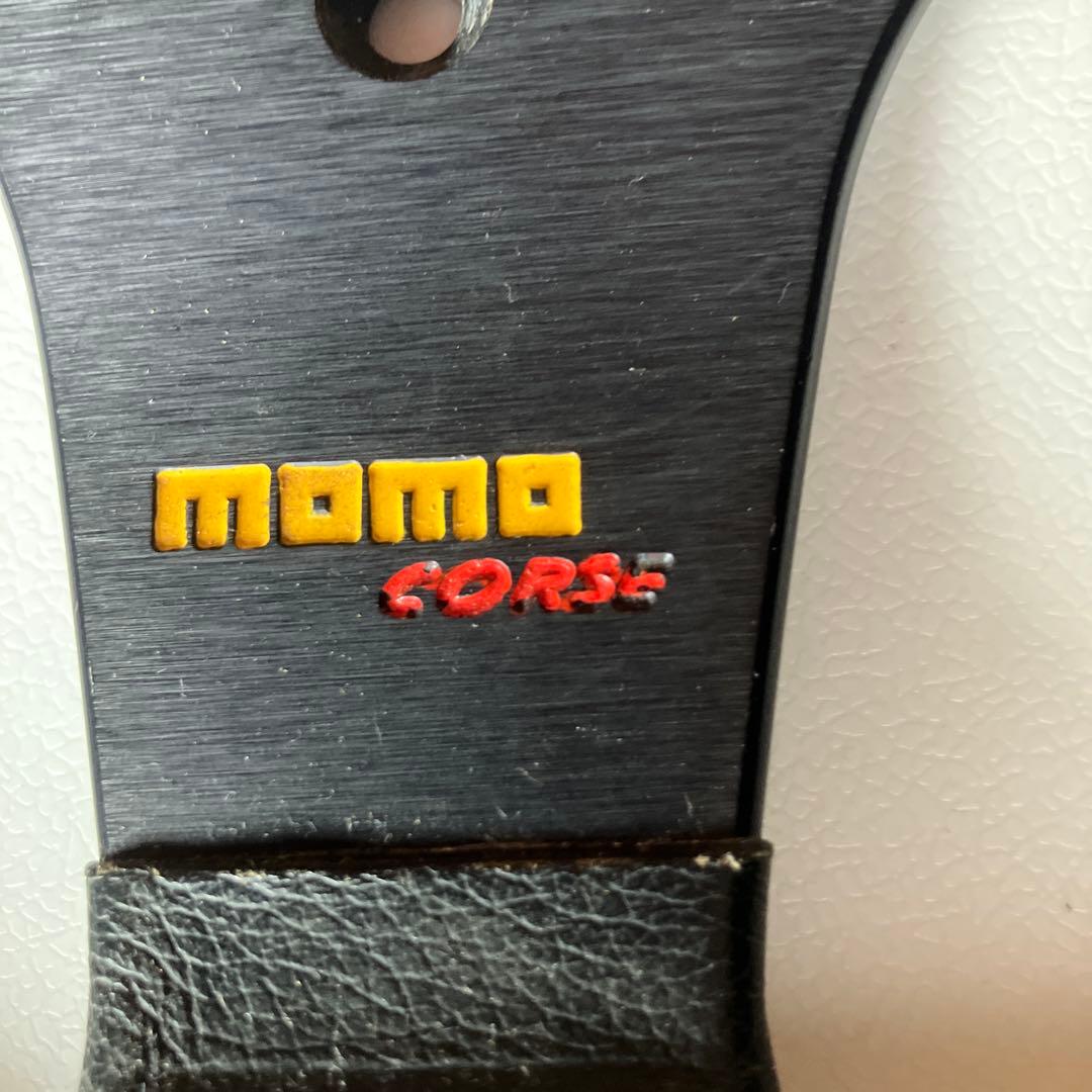 MOMO D35 スポーツステアリング 黒