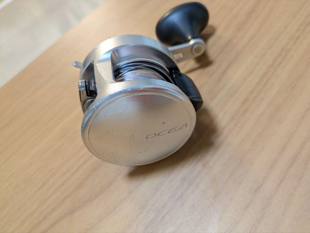 シマノ　オシアカルカッタ 300HG ベイトリール　右巻き