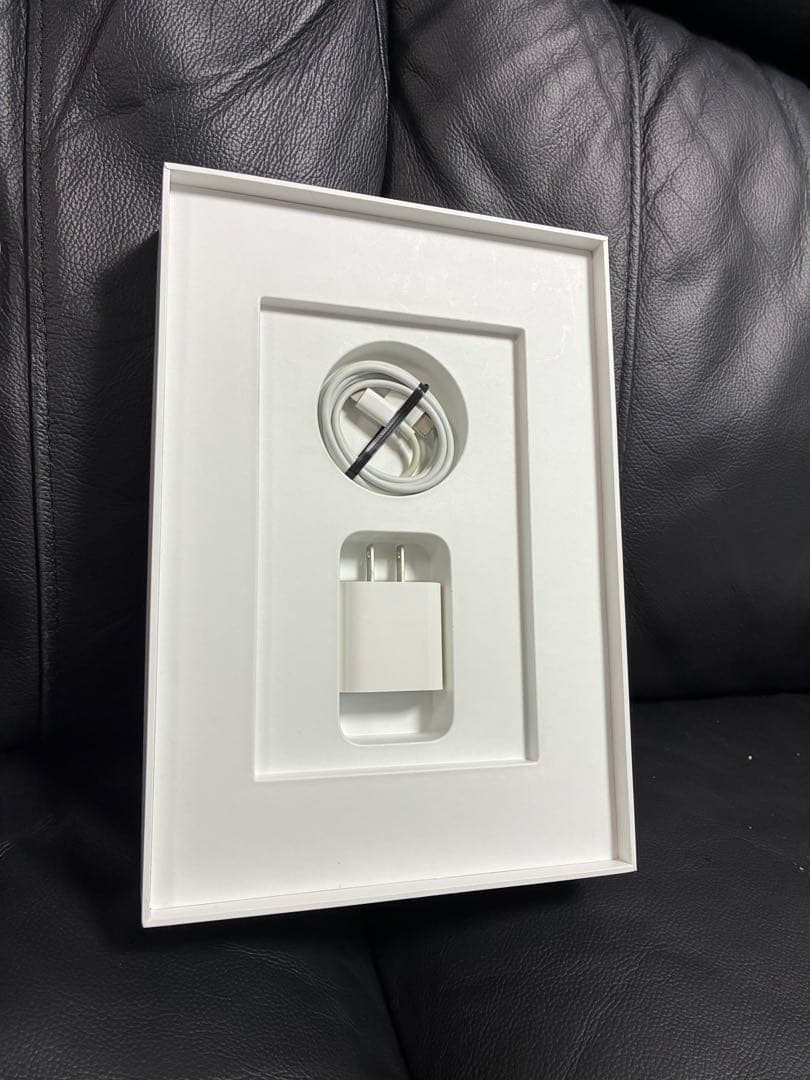 iPad本体 第8世代 32GB 20時までセール‼️