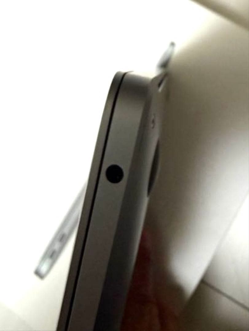 MacBook Air M1 A2337 ジャンク（8G/512G）