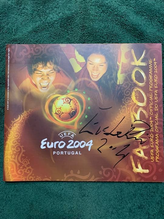 入手不可能！エウゼビオ直筆サイン入りEURO2004プログラム