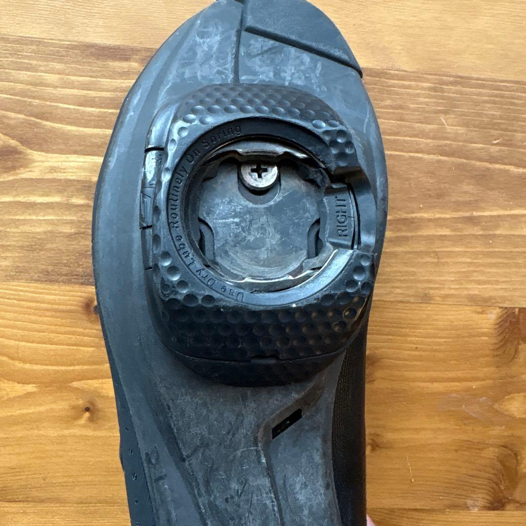 TEMPO ブラックサイクリングシューズ