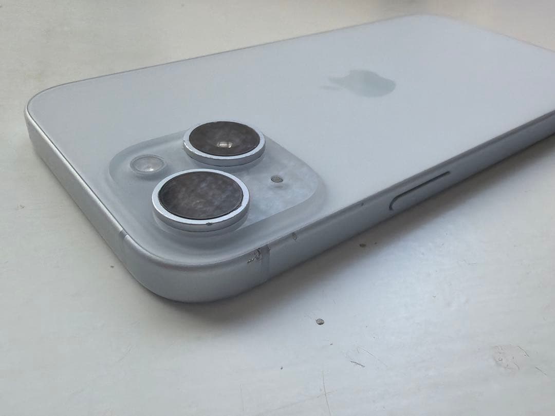 iPhone 15 ブルー 128GB SIMフリー 86% 手帳型ケース付き