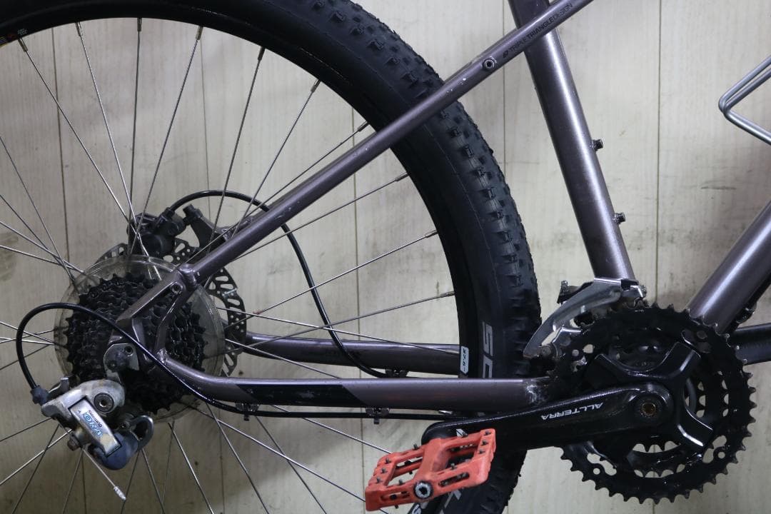 GTアグレッサー27.5型 アルミ 24速 425mm 油圧式ディスクMTB