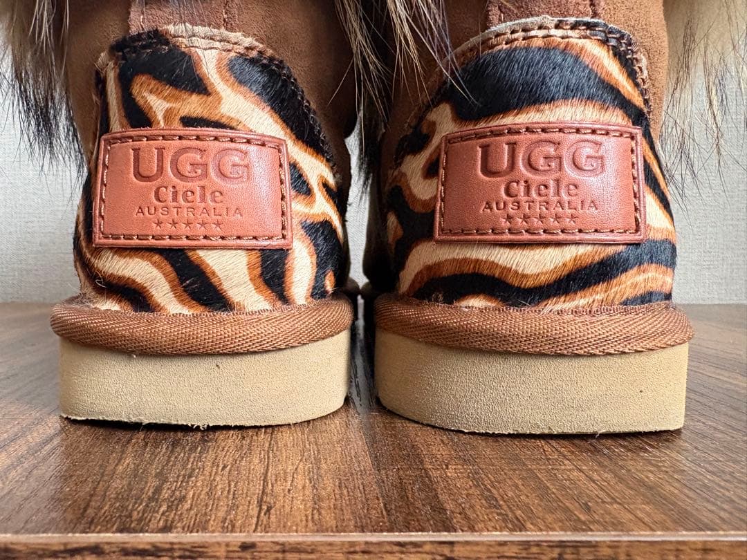 美品UGG Ciele AUSTRALIA アグハラコファームートン24cm