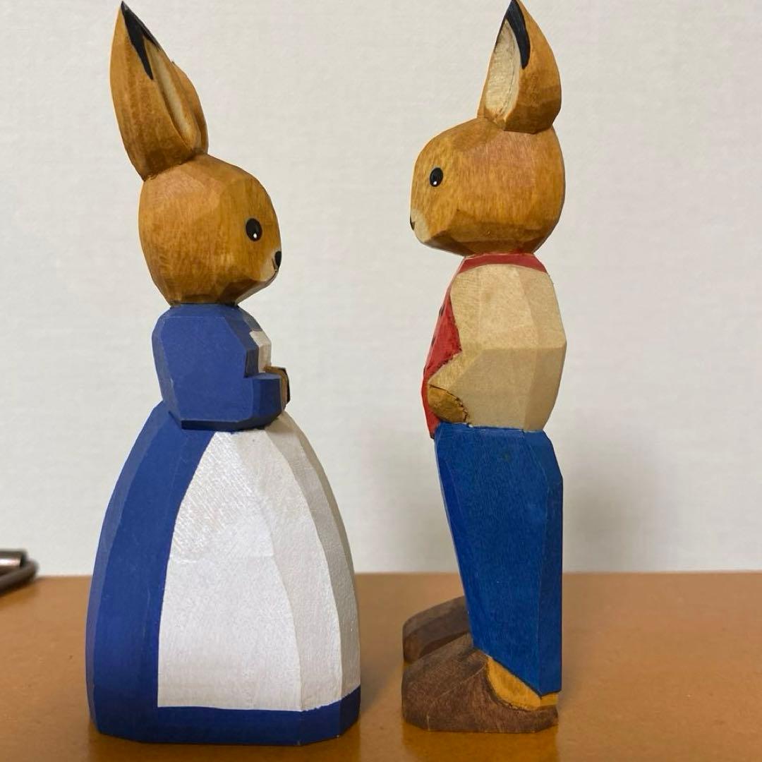 ドイツ製　ザイフェン　エルツ　木彫りの人形　木製　オブジェ　イースター